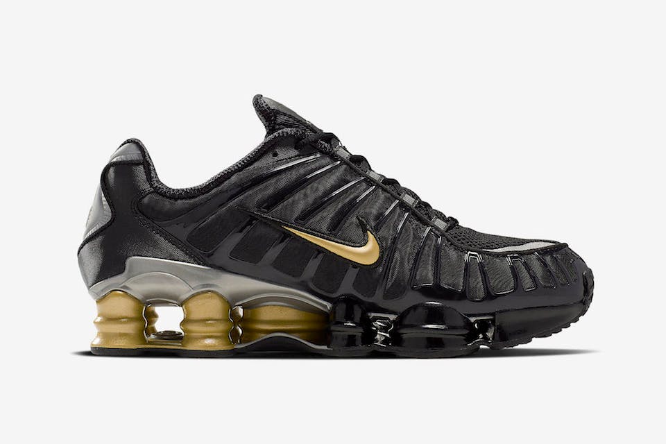 Black gold nike shox clearance